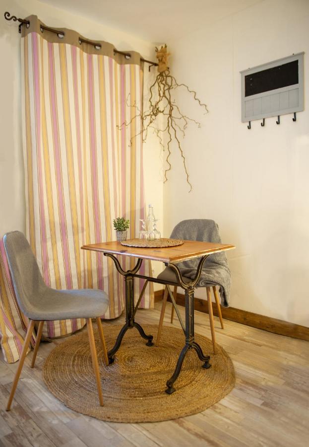 Bed and Breakfast Le Domaine D Helant Ecquedecques Esterno foto